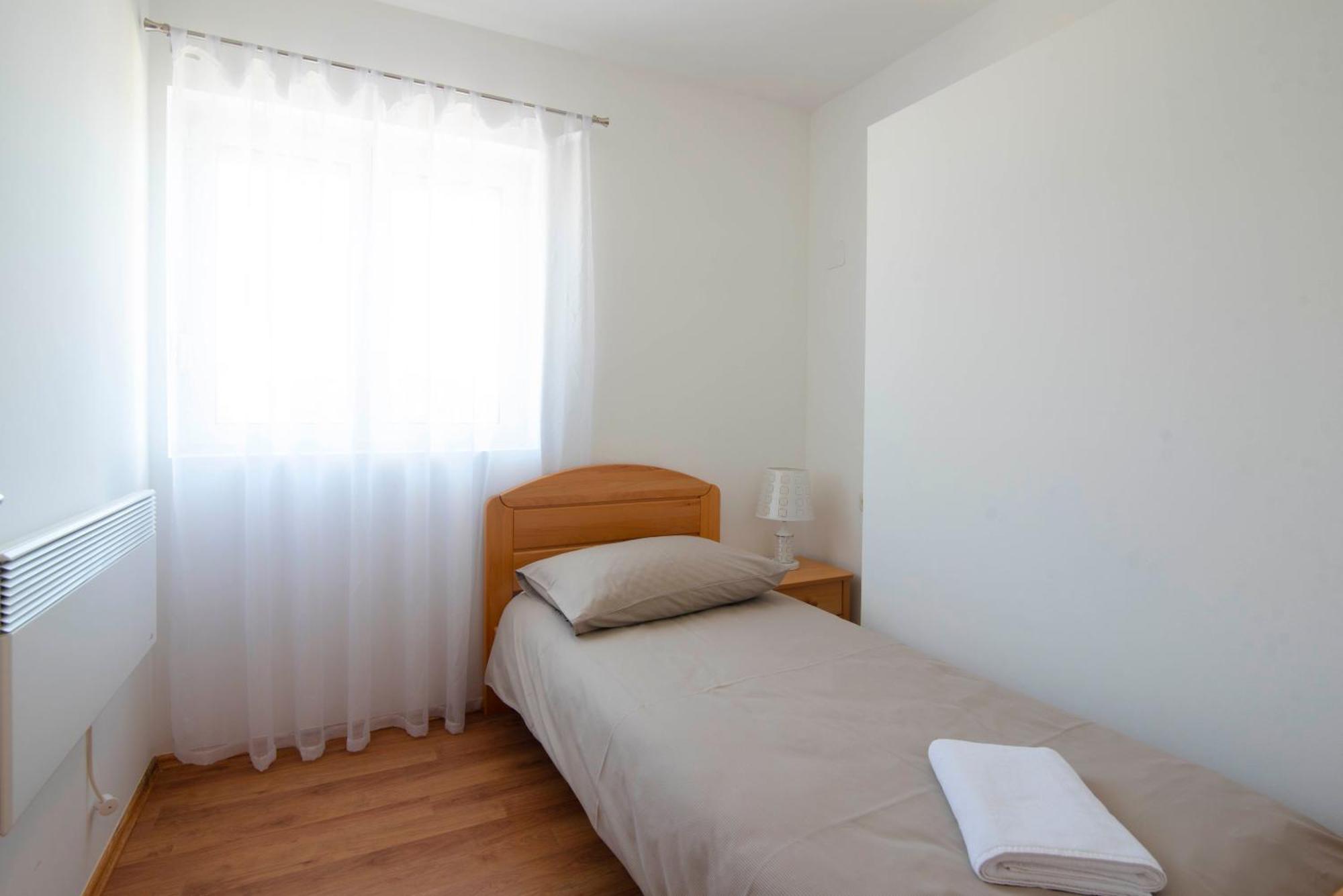 Vacation Villa Matic With 7 Bedrooms 锡尼 外观 照片